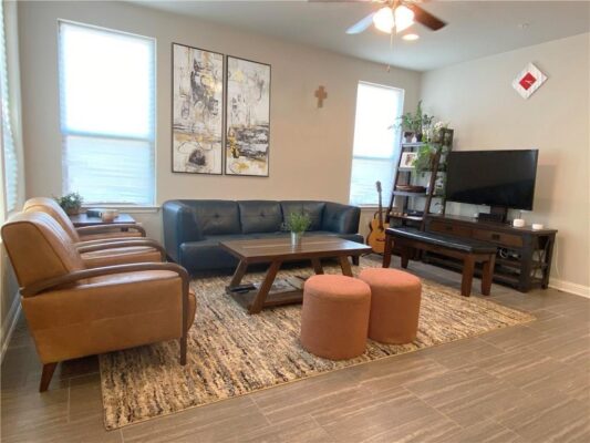 13800 Lyndhurst St #255, Austin