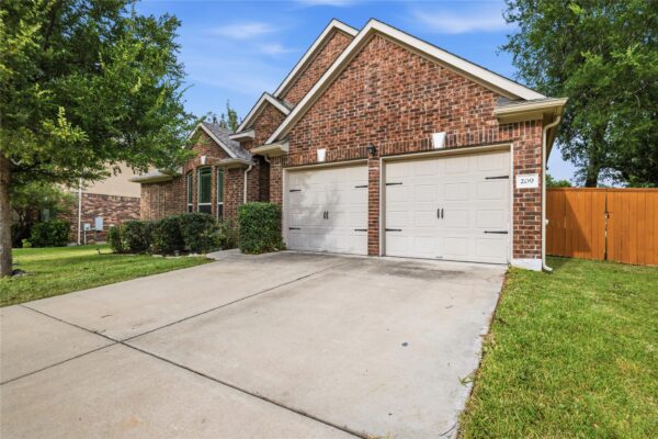 209 Monahans Dr, Georgetown