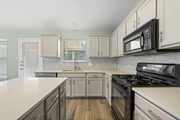 3233 Winding River Trl, Round Rock