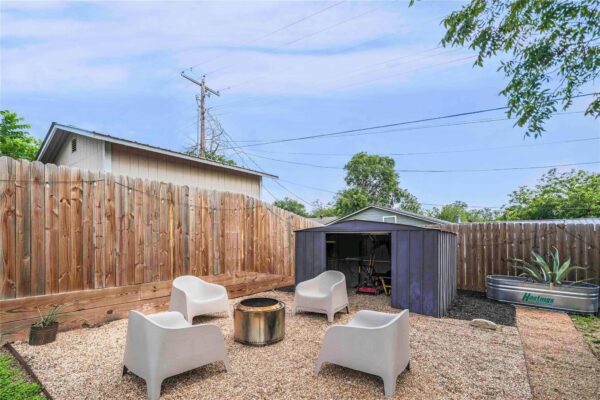 1102 Warrington Dr, Austin