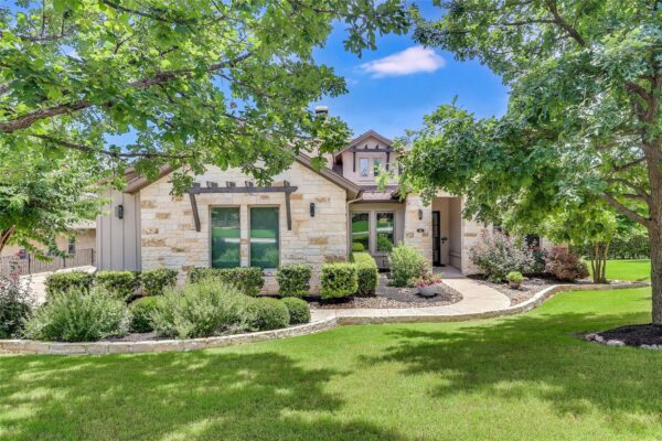 802 Crestone Stream Dr, Lakeway