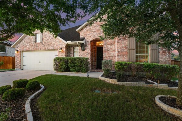 2429 Adriel Cv, Leander