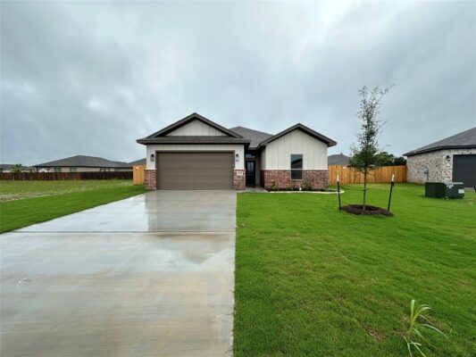 813 Eagle Cross Cv, Salado