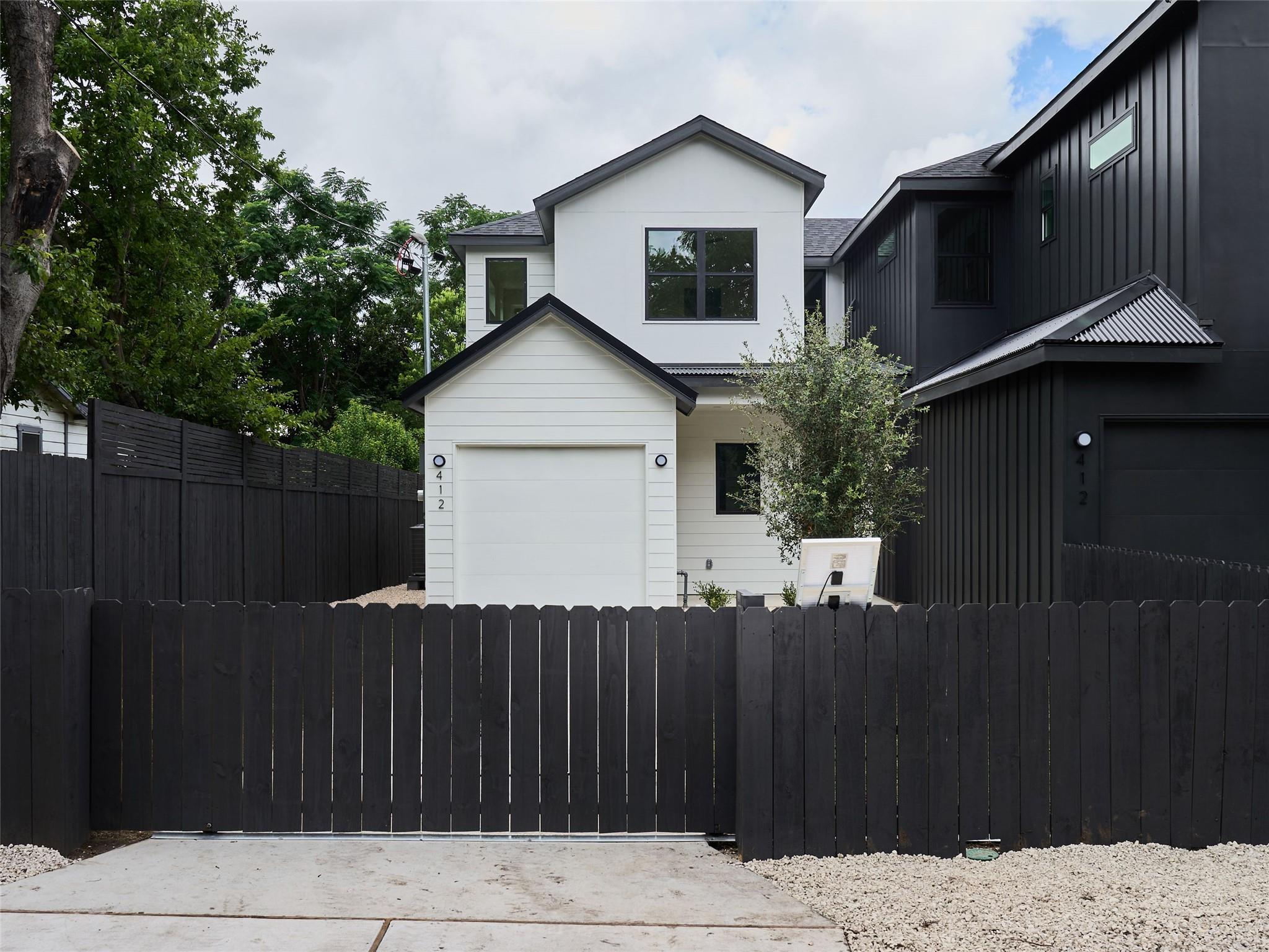 412 Hackberry Ln #1, Austin, TX 78753