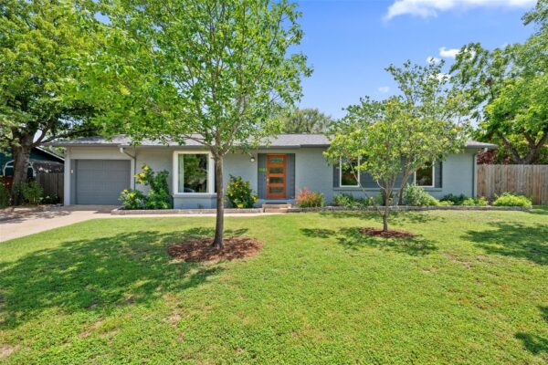 102 E Crestland Dr, Austin