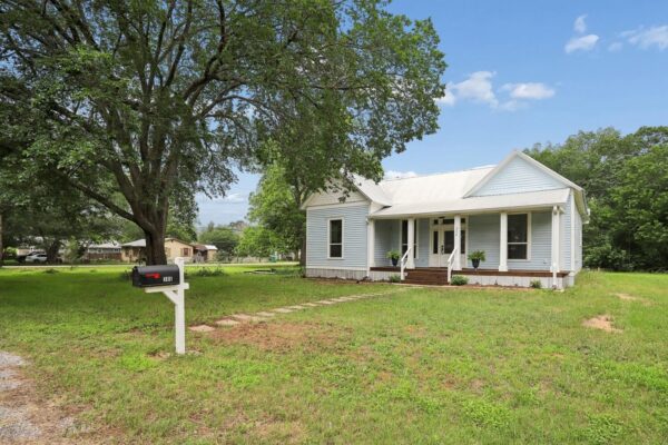 306 Rivers St, Smithville