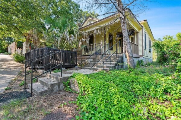 1008 E 8th St, Austin