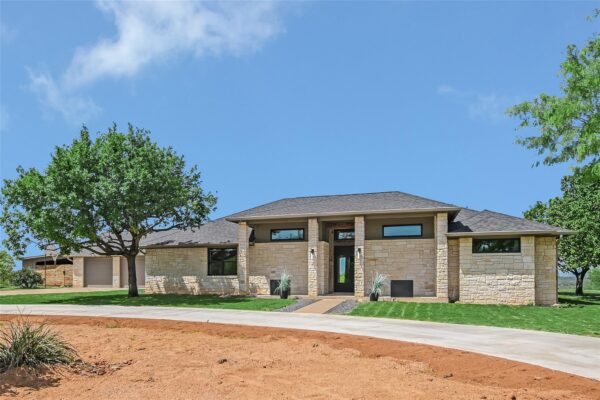 418 The Hills Rd, Horseshoe Bay