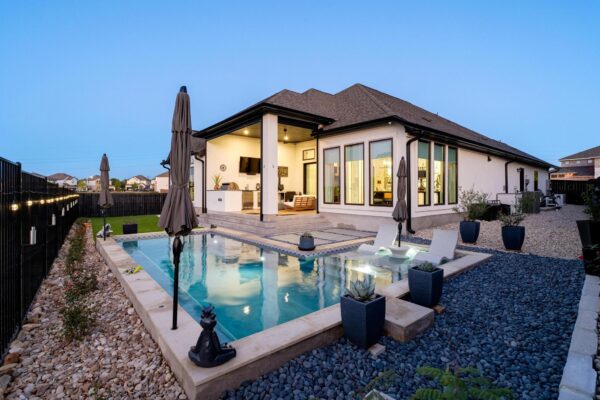 1105 Joe Carson Dr, Leander