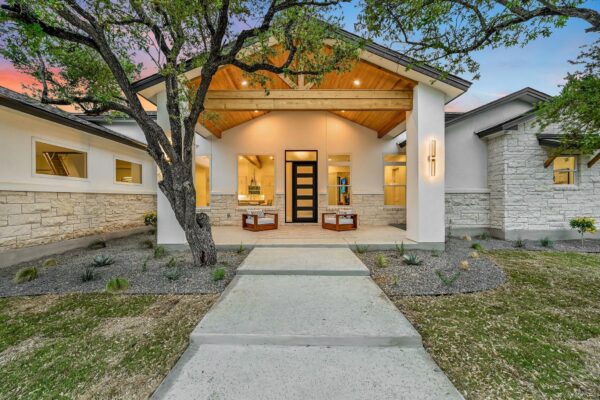 410 Shady Tree Dr, Georgetown