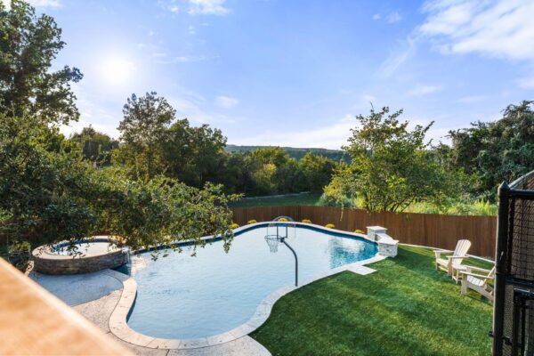 2204 Rimrock Dr, Austin
