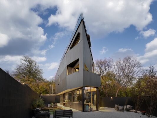 2302 E 11th St, Austin