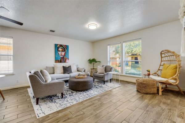 4510 Secure Ln, Austin