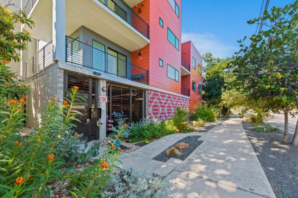 1615 E 7th St #202, Austin