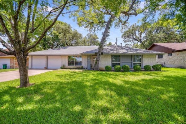 11012 Alhambra Dr, Austin