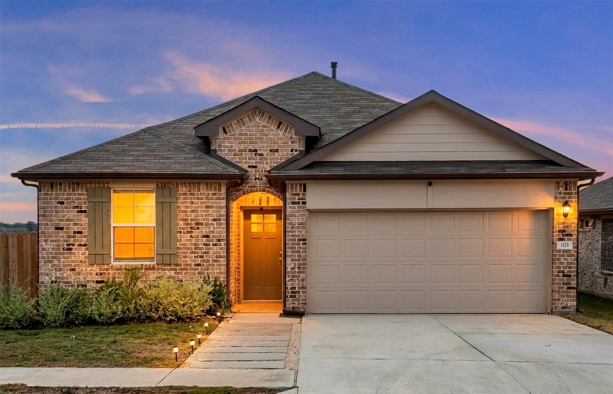 105 Escala Way, San Marcos, TX 78666