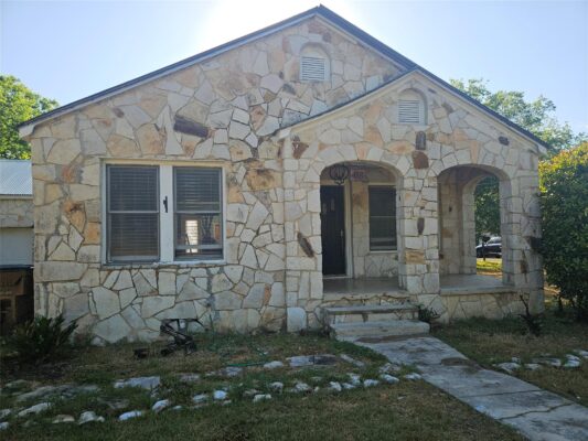 418 Wichita St, Lockhart
