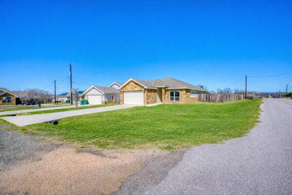 1516 Stonecrest Dr, Granite Shoals