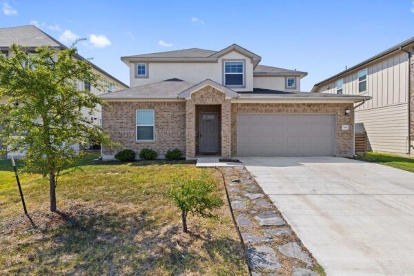 304 Grapefruit Rd, Hutto
