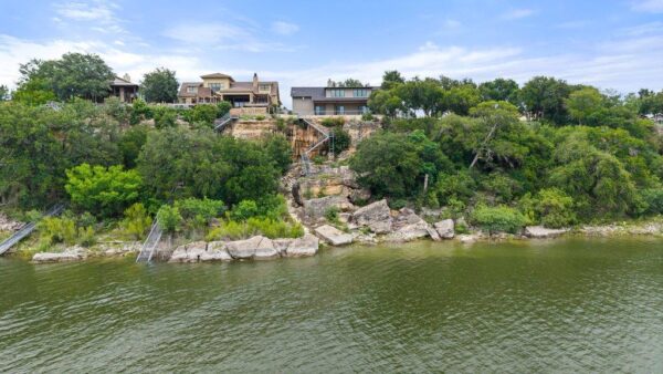 24423 Pedernales Dr, Spicewood