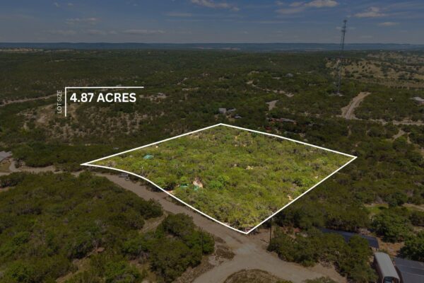 6925 White Hills Ln, Marble Falls