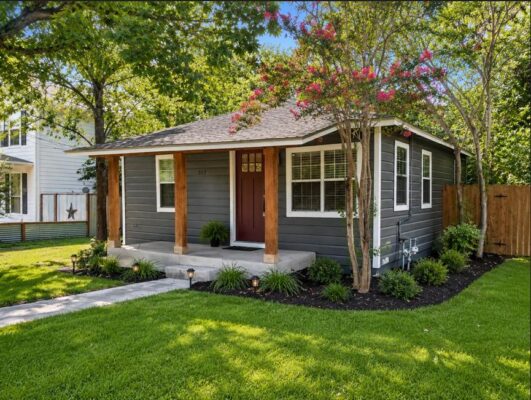 517 W Martin Luther King Dr, San Marcos