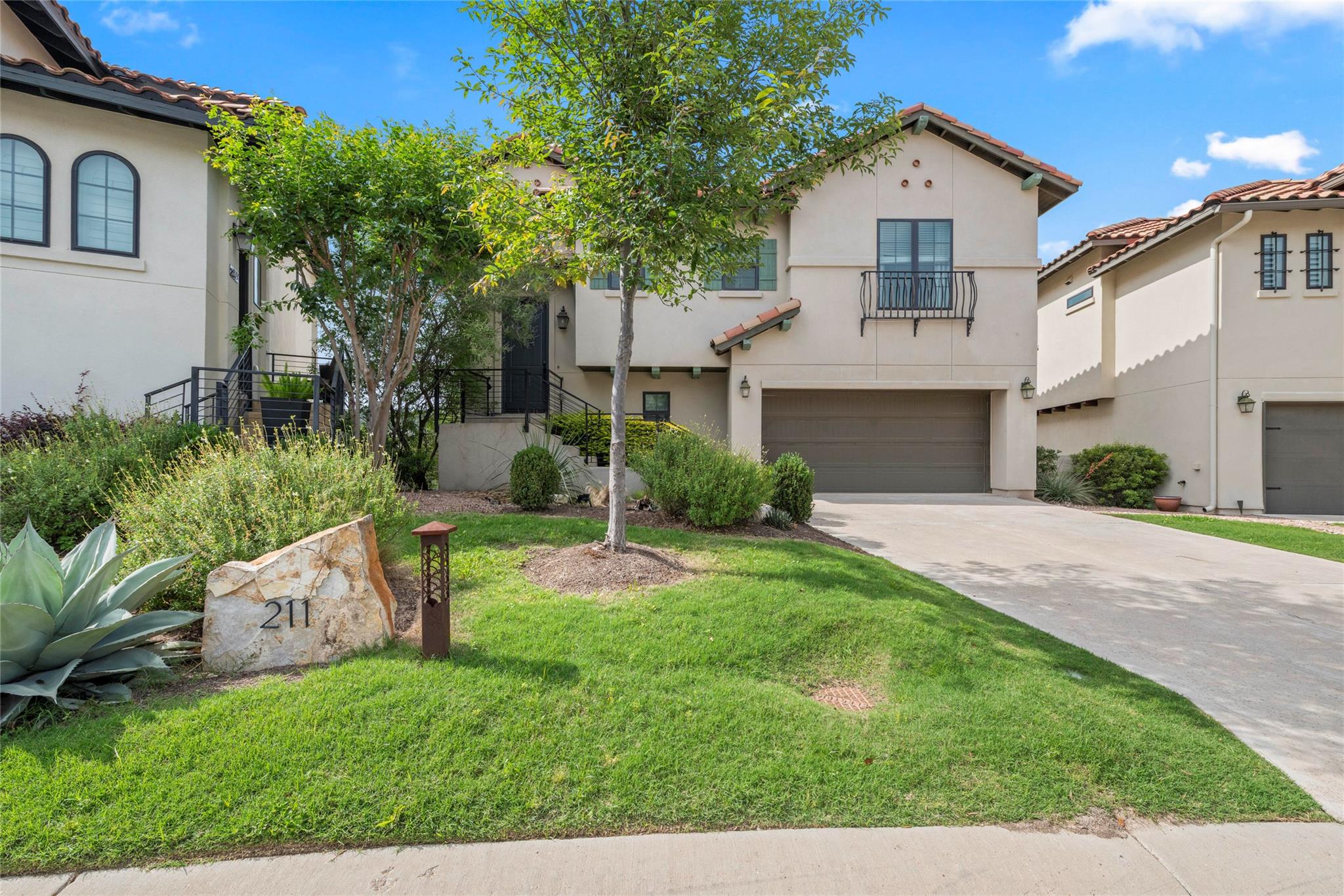 211 Honey Creek Ct #6, Austin, TX 78738