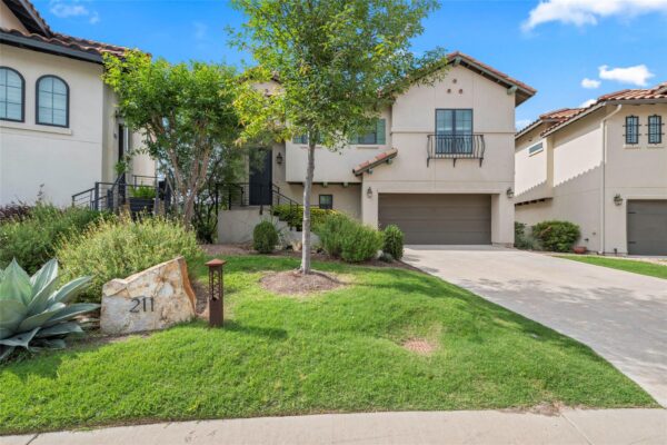211 Honey Creek Ct #6, Austin
