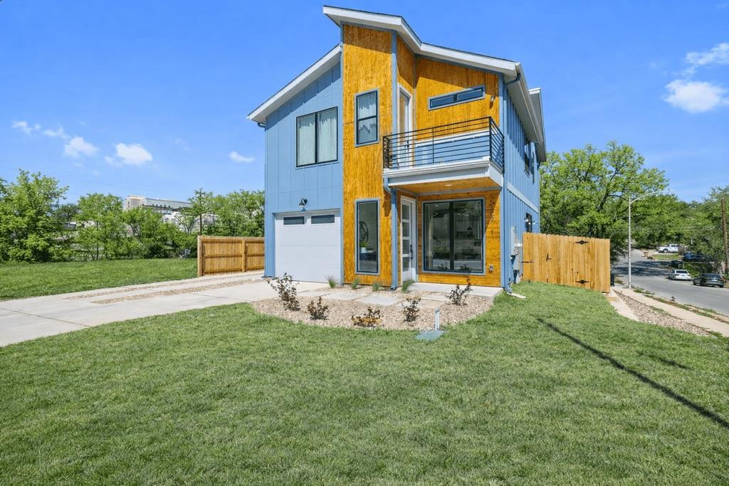 2608 Bristol Dr #1, Austin, TX 78723