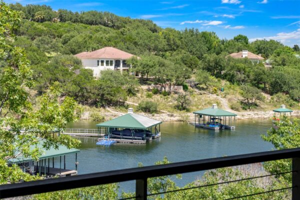1101 Ivean Pearson Rd #A203, Lago Vista