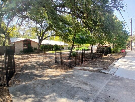 2905 Jones Rd, Sunset Valley