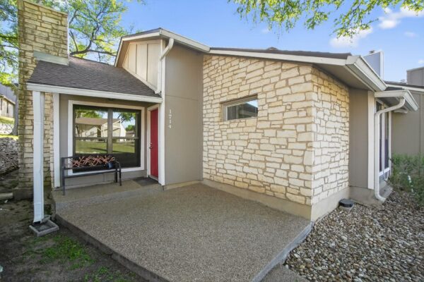 1714 Timber Brush Trl, Austin