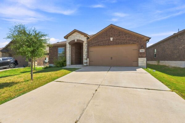 19617 Andrew Jackson St, Manor