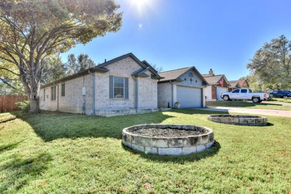 1503 Barcus Dr, Georgetown