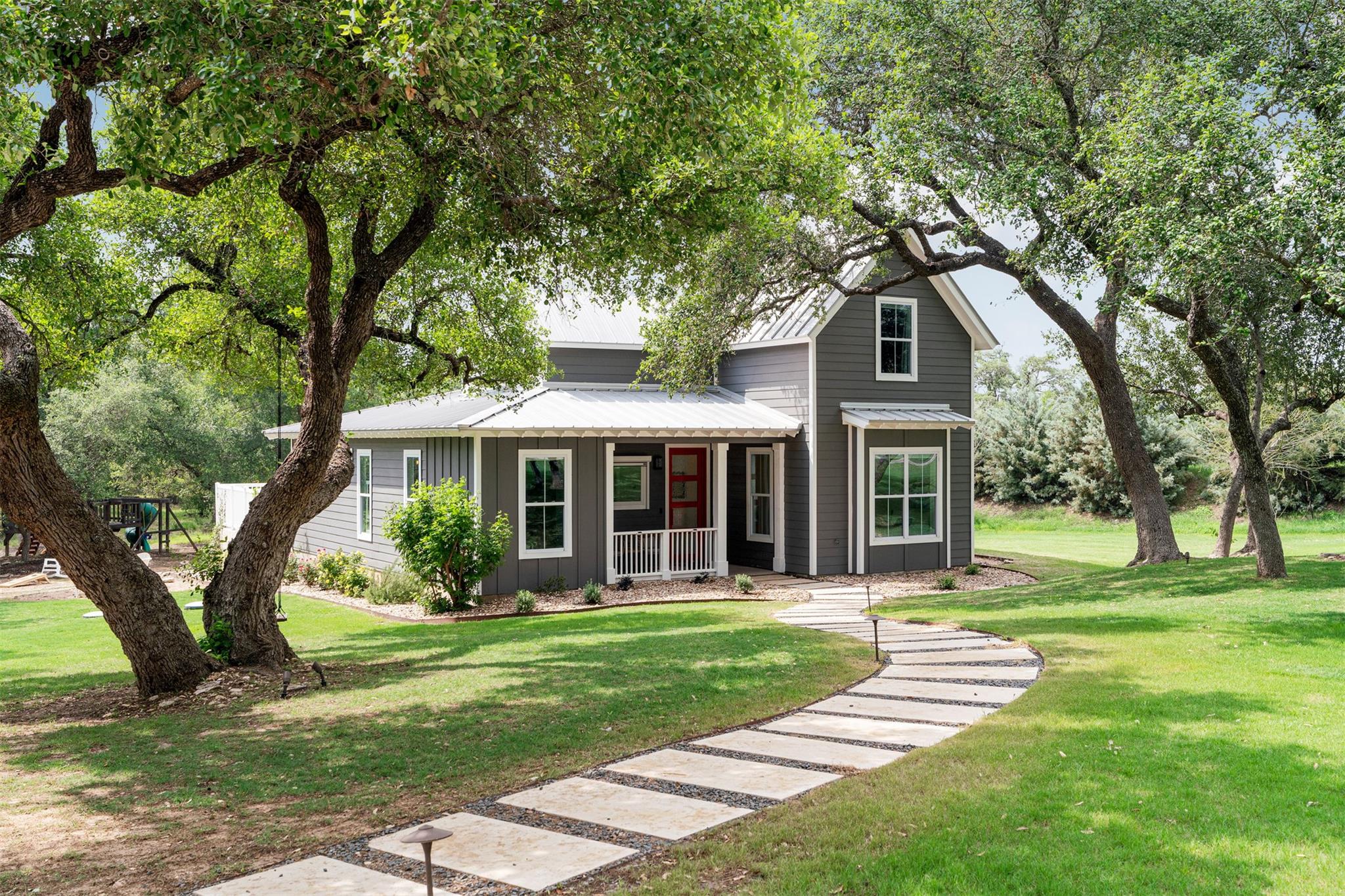 509 Victorian Gable Dr, Driftwood, TX 78619