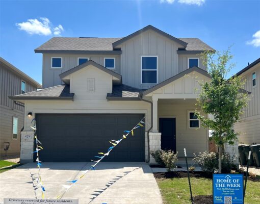 429 Young St, Buda