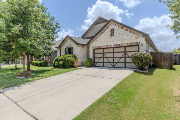8080 Gato Ln, Round Rock