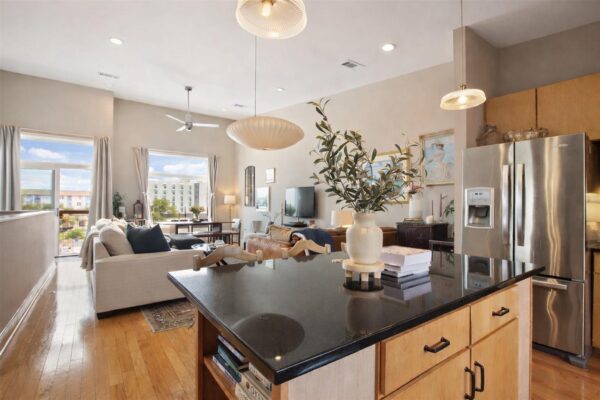 1702 S Lamar Blvd #3, Austin