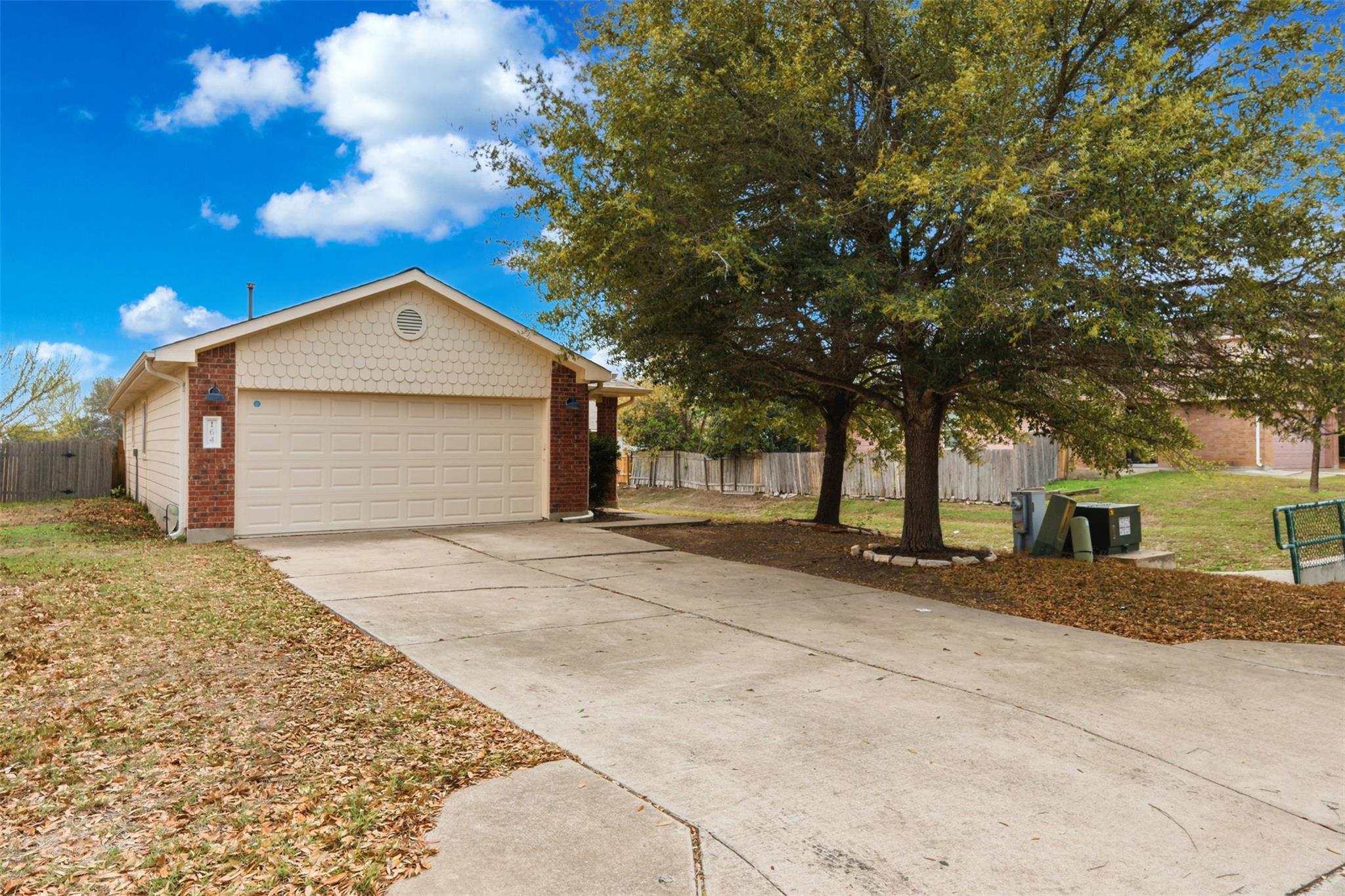 164 Opal Lake Dr, Kyle, TX 78640