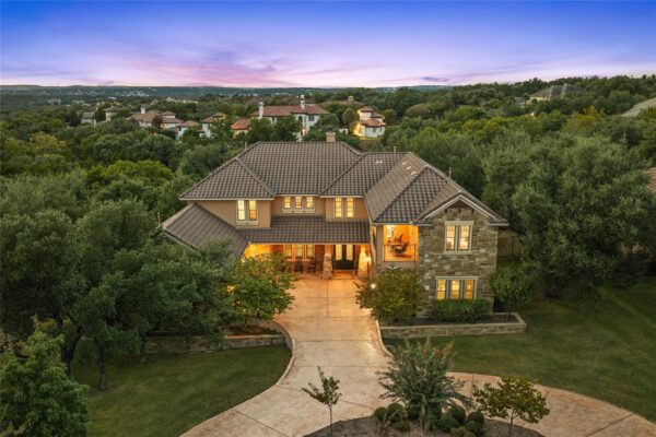 104 Bella Strada Cv, Austin