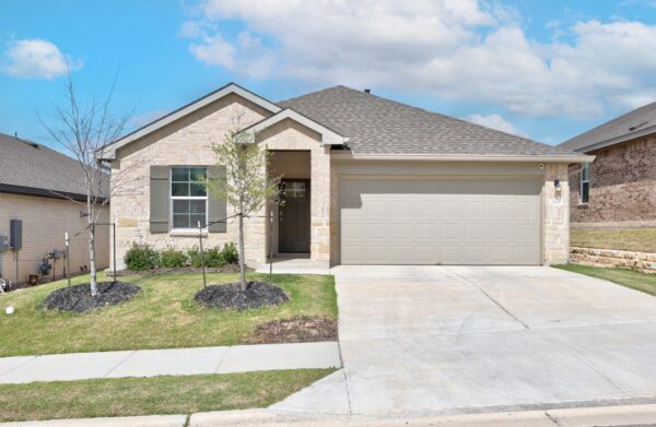 2829 Bandolier Pass, Leander