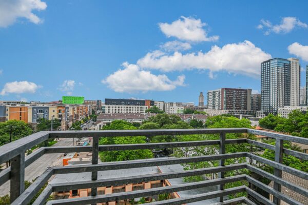 711 W 26th St #702, Austin
