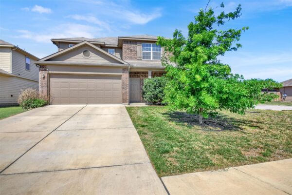 141 Hess Dr, Kyle