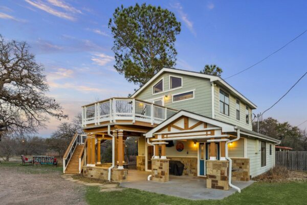137 Hill Dr, Granite Shoals