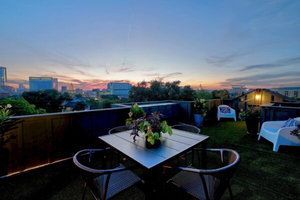 1007 E 15th St #2, Austin