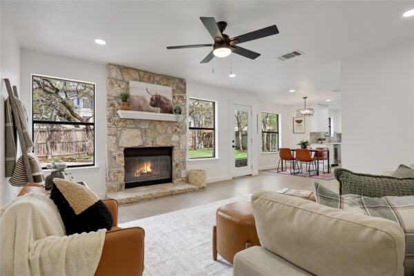 13265 Kerrville Folkway Dr, Austin
