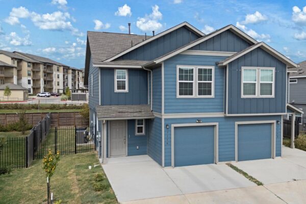 7116 Dancing Wind Ln, Del Valle