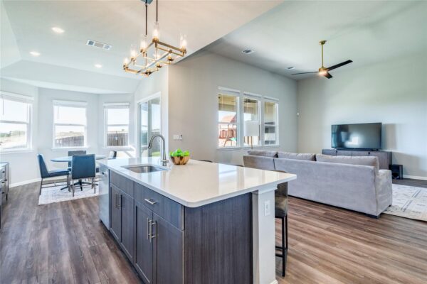 450 Sue Peaks Loop, Dripping Springs