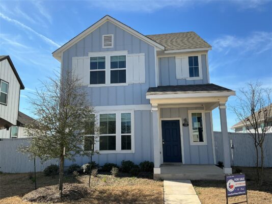 123 Bluestem Dr, Elgin