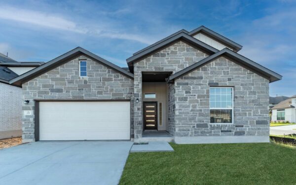 200 Hollister Dr, Liberty Hill